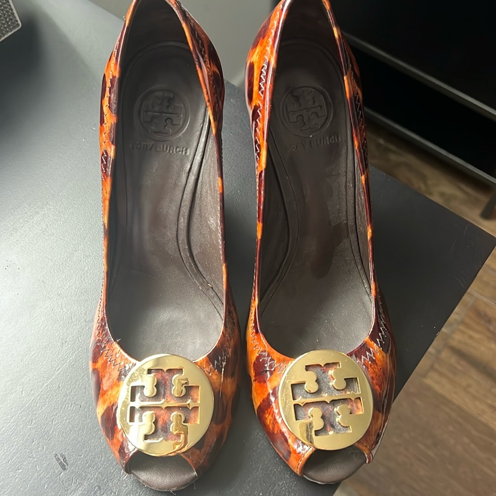 Women’s Tory Burch Shoes Sally Leopard Size 8